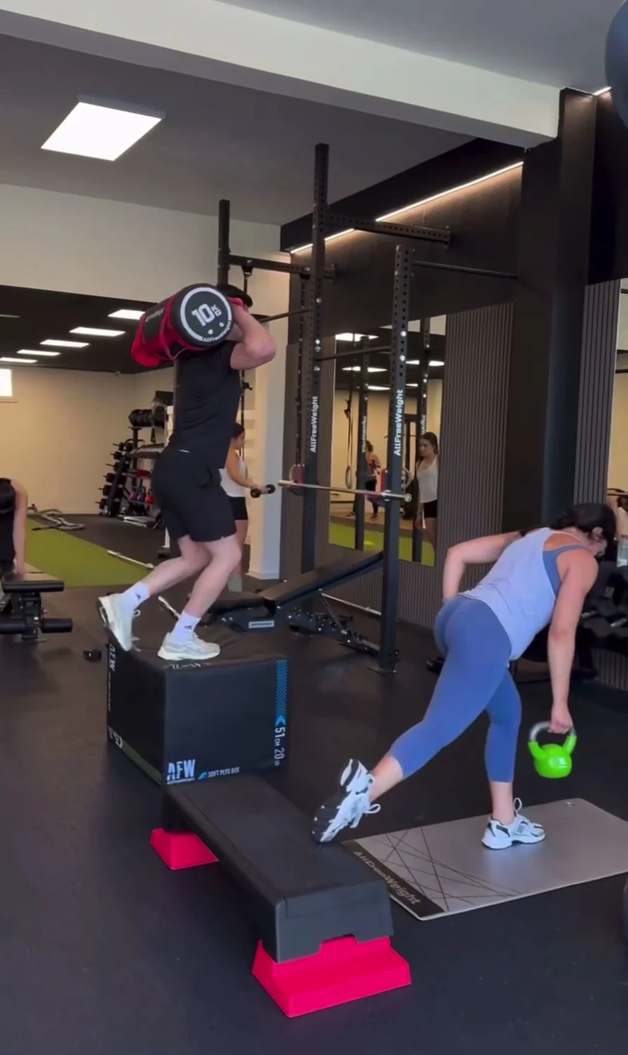 1 SET TRAINING AREA GIMNASIO A ESTRADA - 4