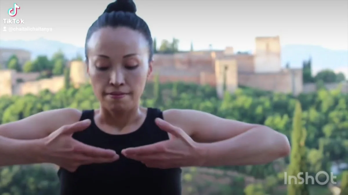 Academia de Yoga & Dharma - 2