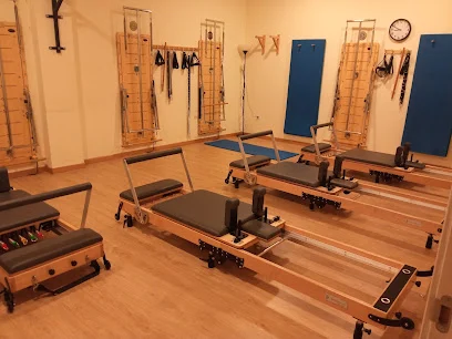 Anamaya Yoga y Pilates