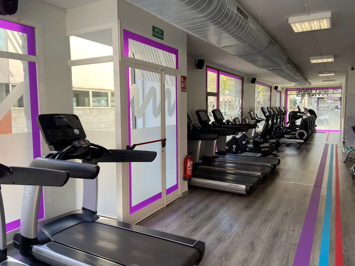 Anytime Fitness Vilanova i la Geltrú, gimnasio 24 horas - 2
