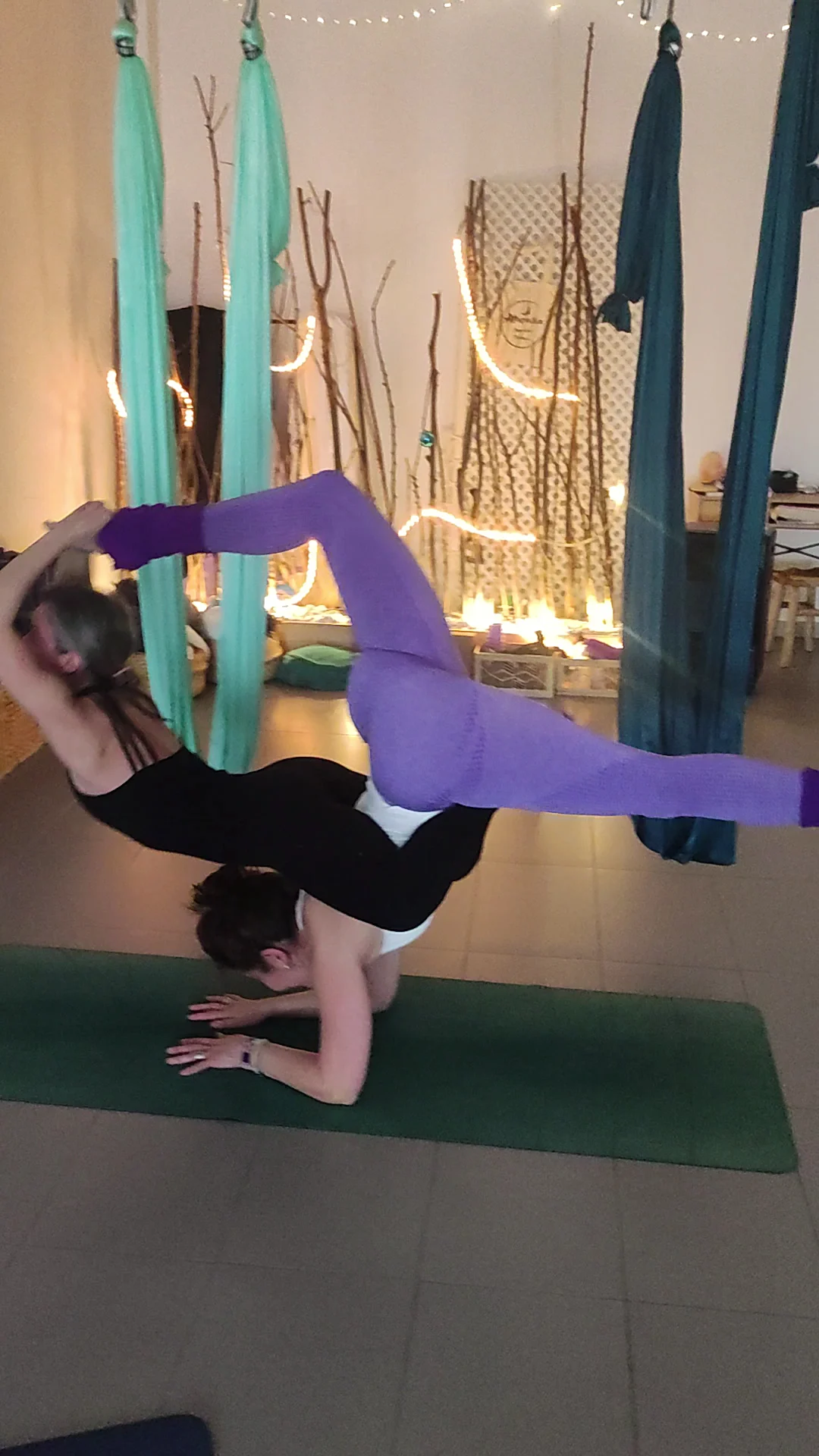 Ataraxia yoga aéreo palencia - 2