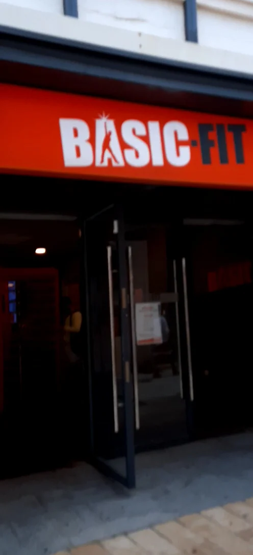 Basic-Fit - 3