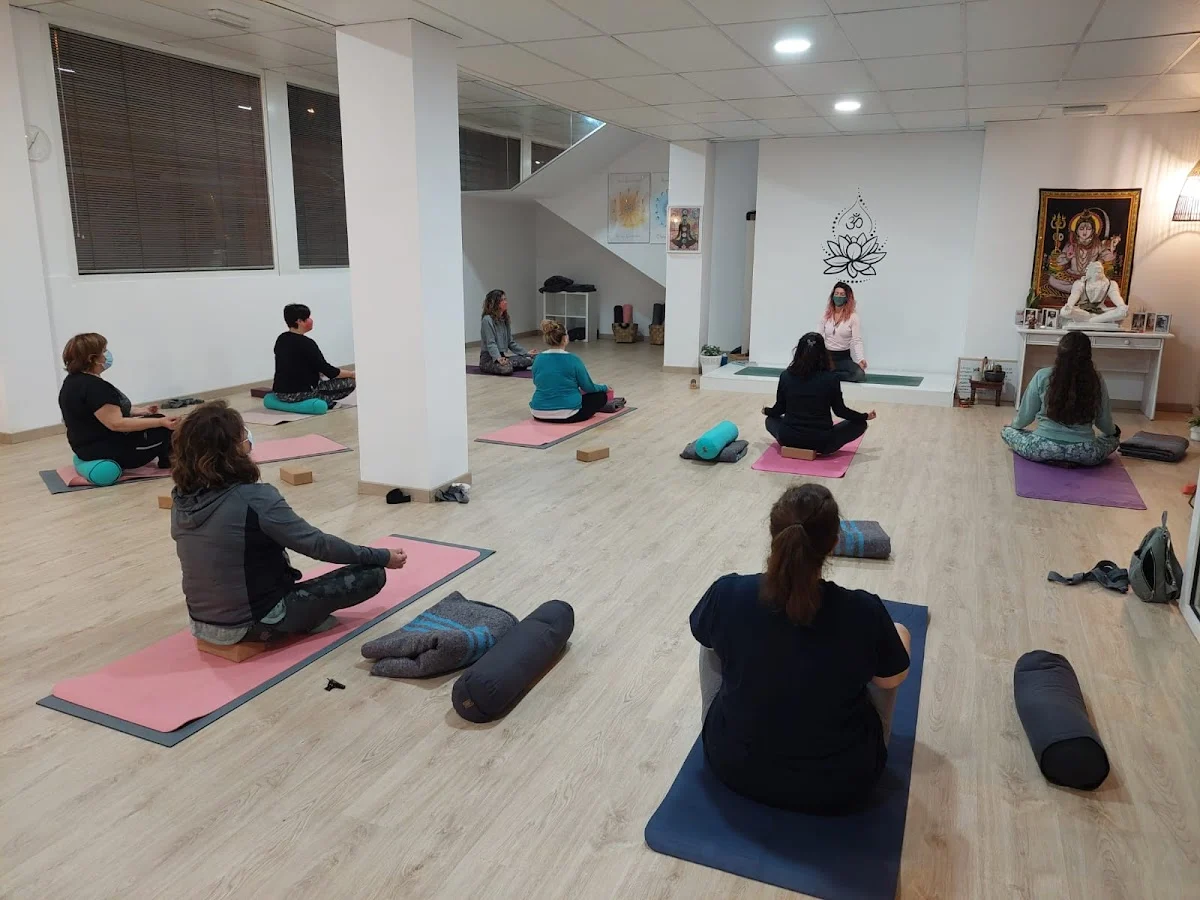 Bhakti yoga - Centro de terapias - 2