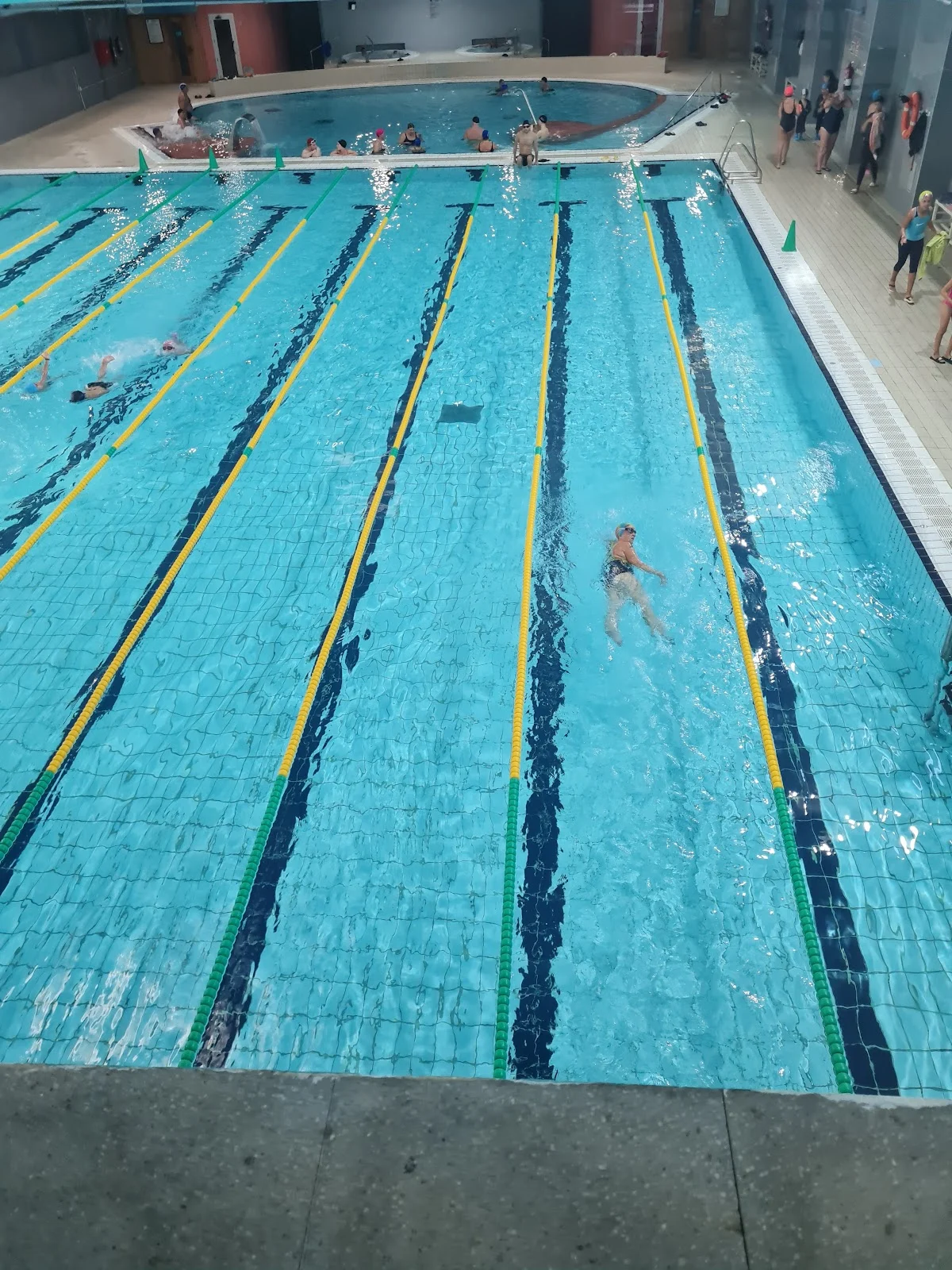 Centro deportivo Raval