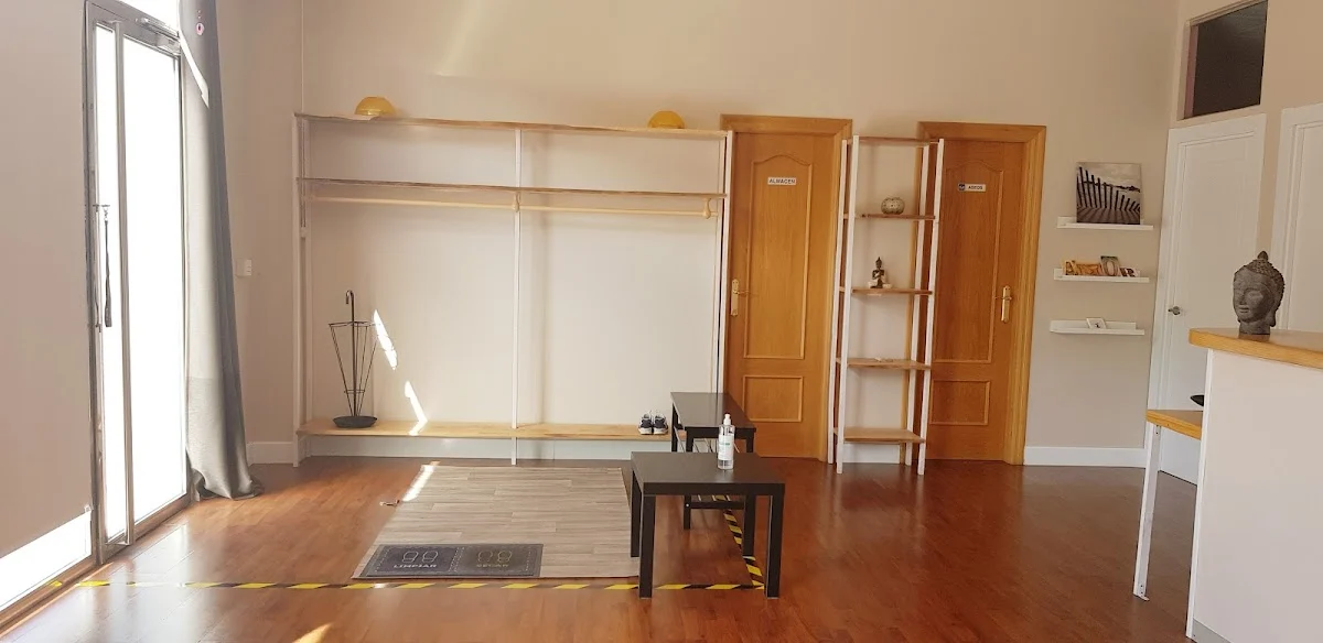 Centro Karma Yoga