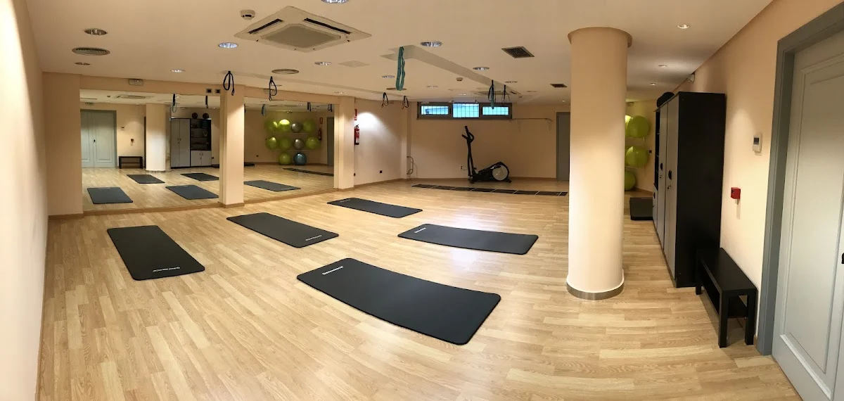 Centro Pilates & Entrenamiento Personal Adrián Vilela - 2