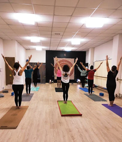 Centro Yoga & Pilates Madhana