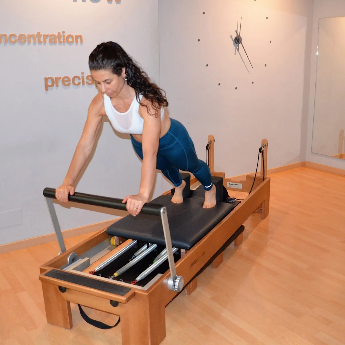 COS PILATES I MOVIMENT