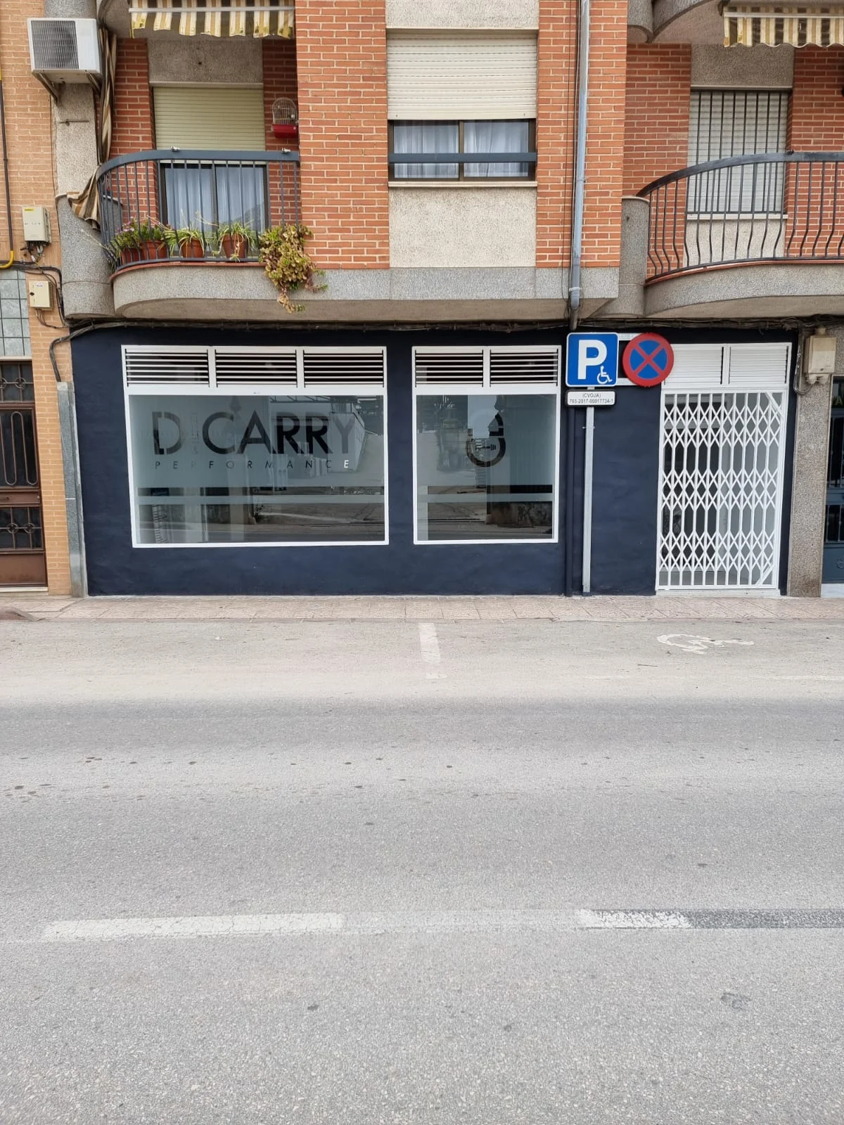 D.CARRY HEALTH & PERFORMANCE - 4
