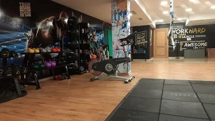 Delfit Sports Training Los Ángeles | Centro Entrenamiento Personal | Granada