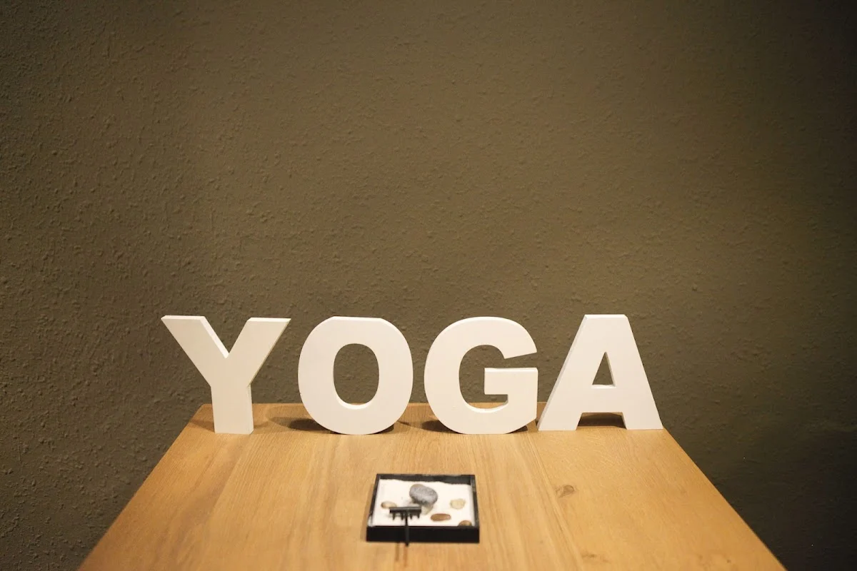 ESCUELA YOGA TOLOSA ANANDI