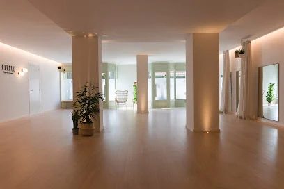 Espai Nuu - Centre de Pilates, Pilates maquines, entrenament, ioga i fisioteràpia
