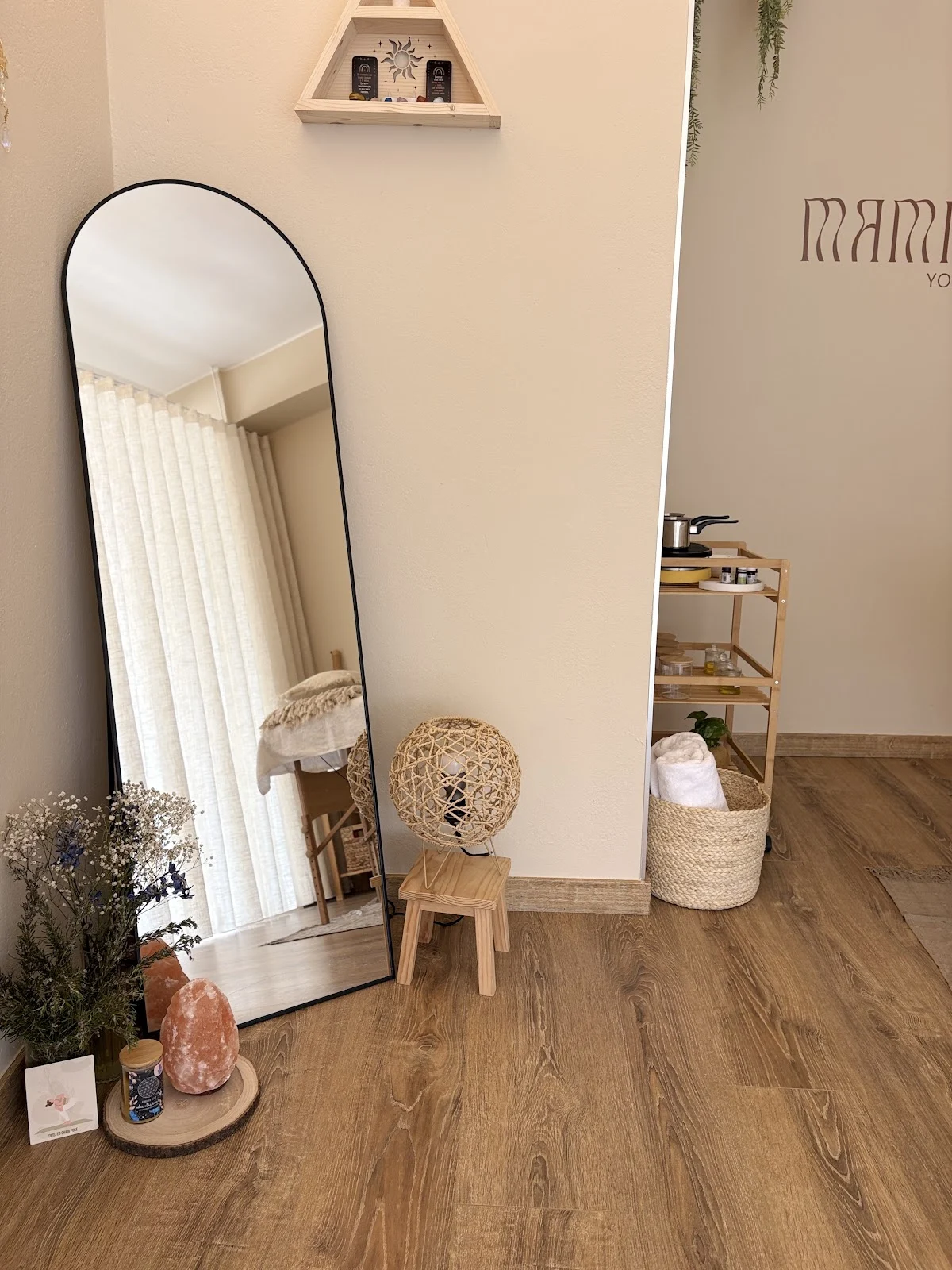 Estudio de yoga Mamiflow