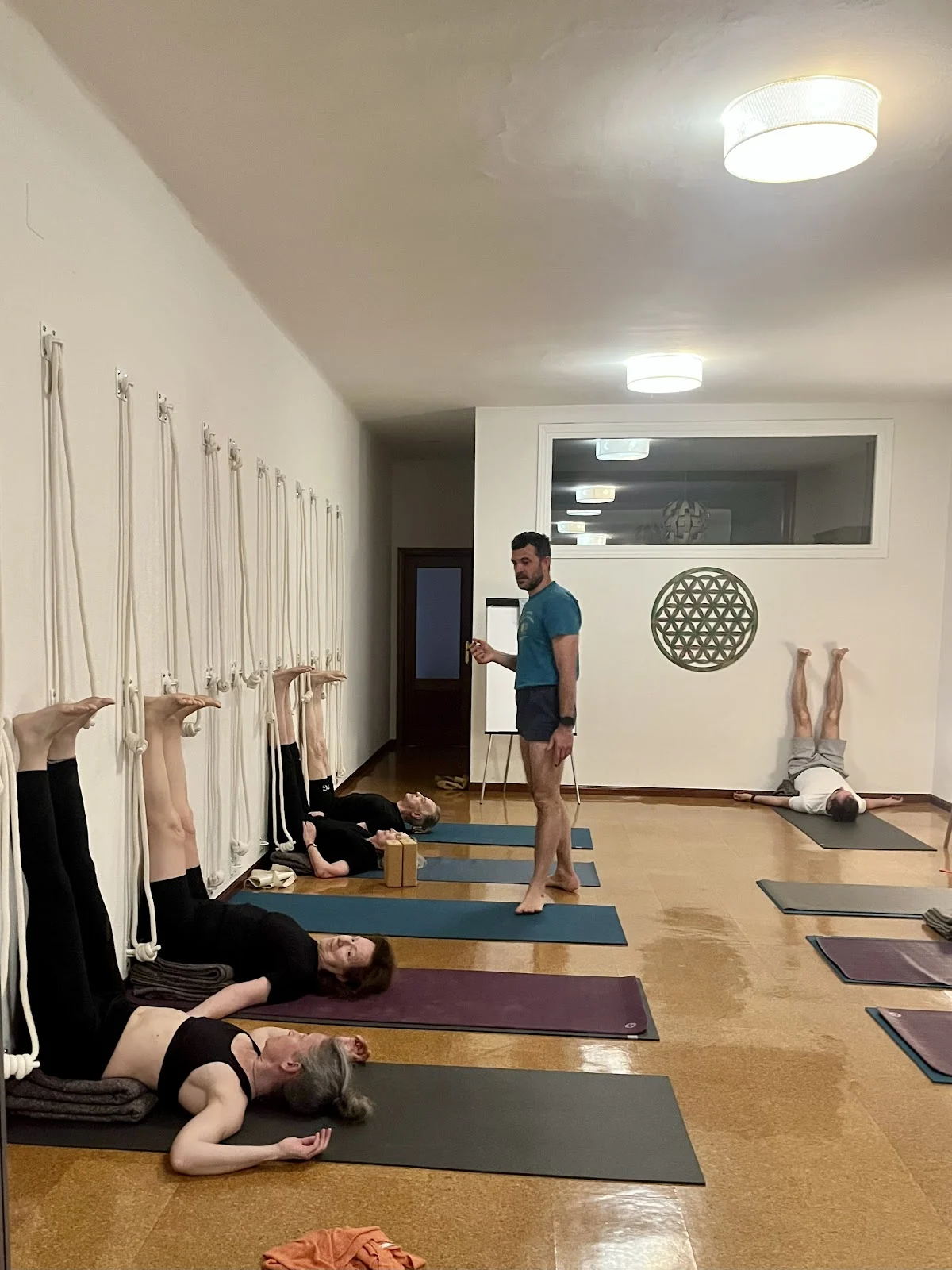 Estudio de Yoga - Yogaes - 2