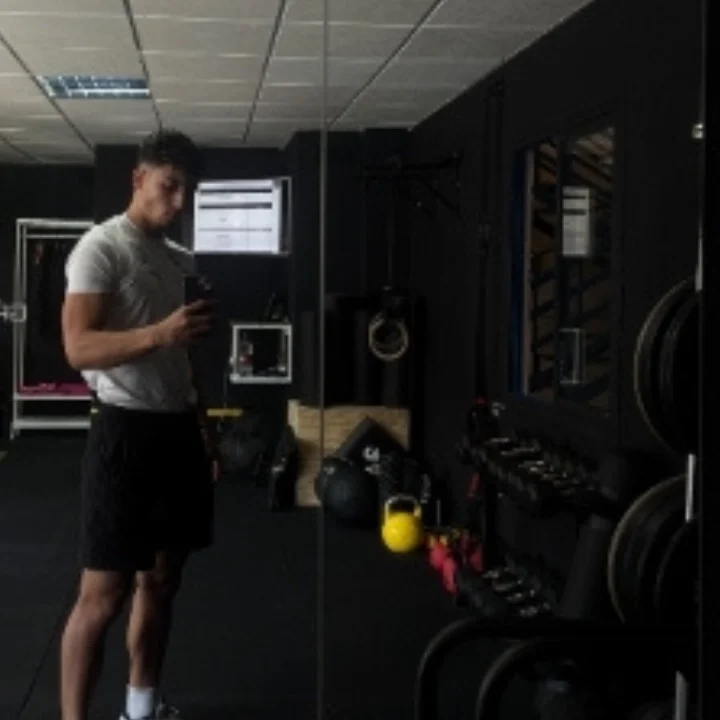 Gámez Trainers Performance Studio - 4