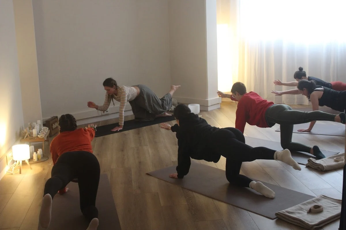 Garviñe Edreira - Hatha Yoga Sensible