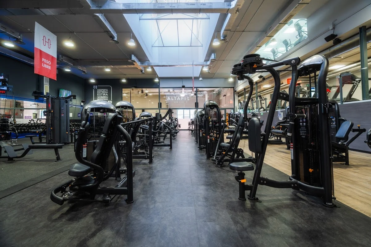 Gimnasio FITUP Paralelo - 6