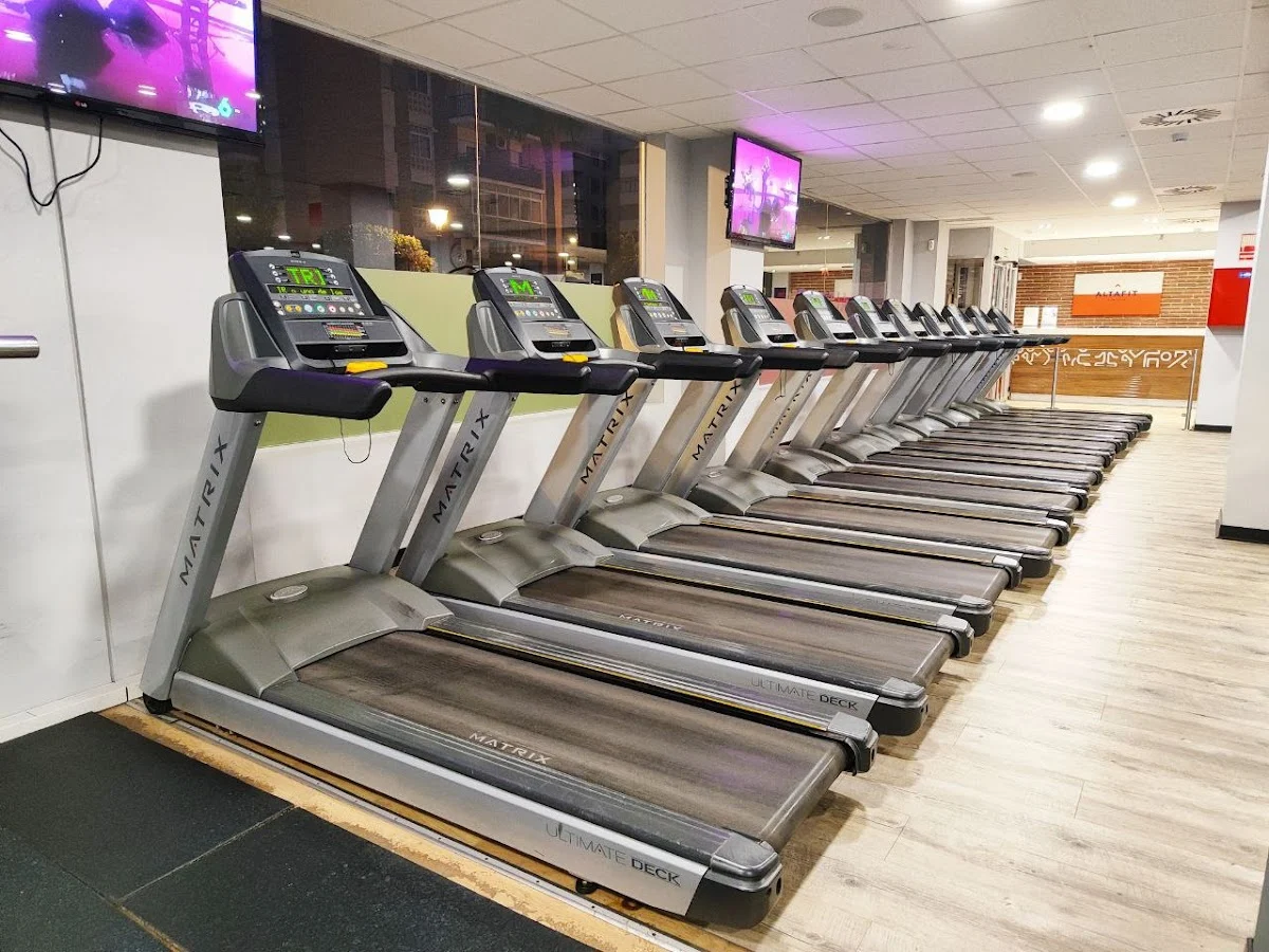 Gimnasio VivaGym Fuengirola - 6