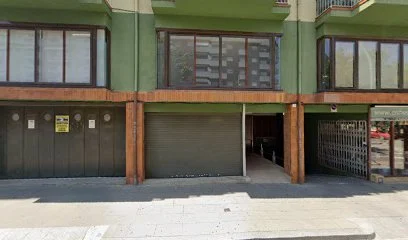 Institut de Ioga de Vic