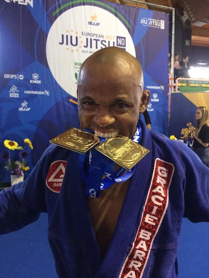JIU-JITSU GRACIE BARRA VILA-SECA