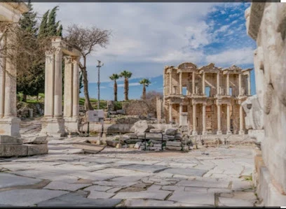 LA CASITA DE SOPHIA - YOGA Y TERAPIAS NATURALES