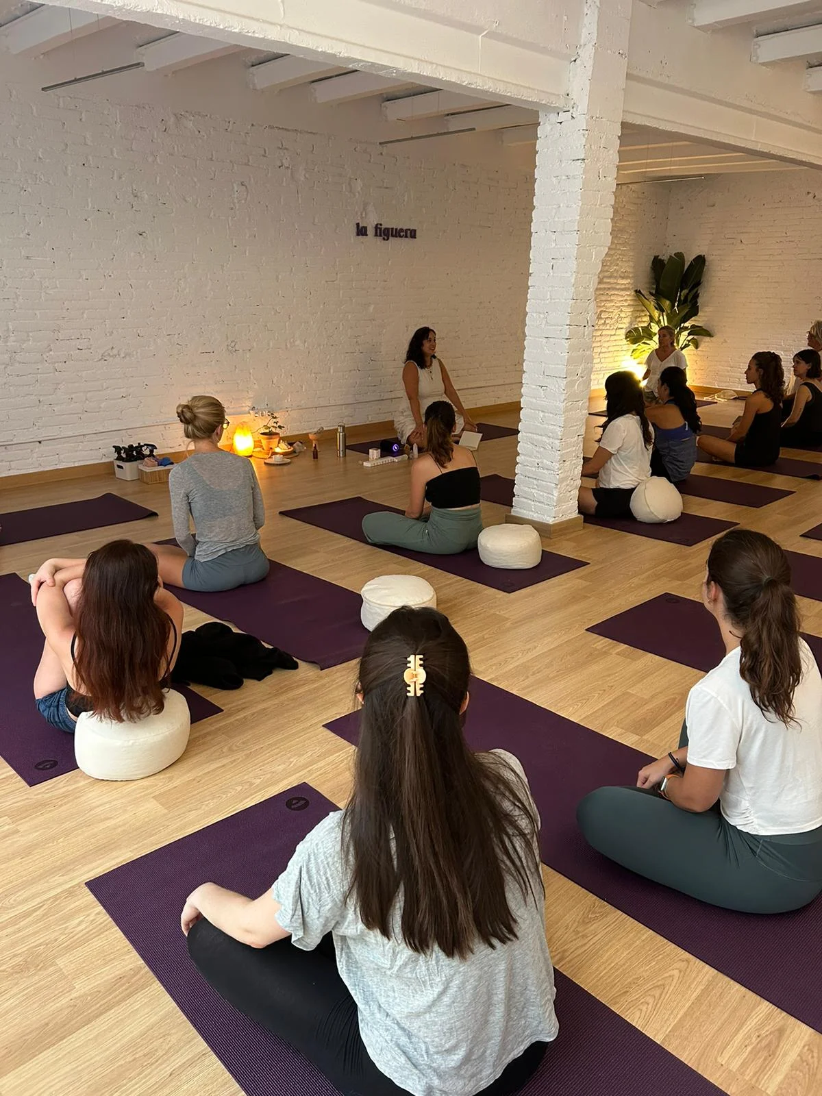La Figuera - Espai Conscicent / Comunitat de professionals / Yoga - Meditación - Terapias - 2