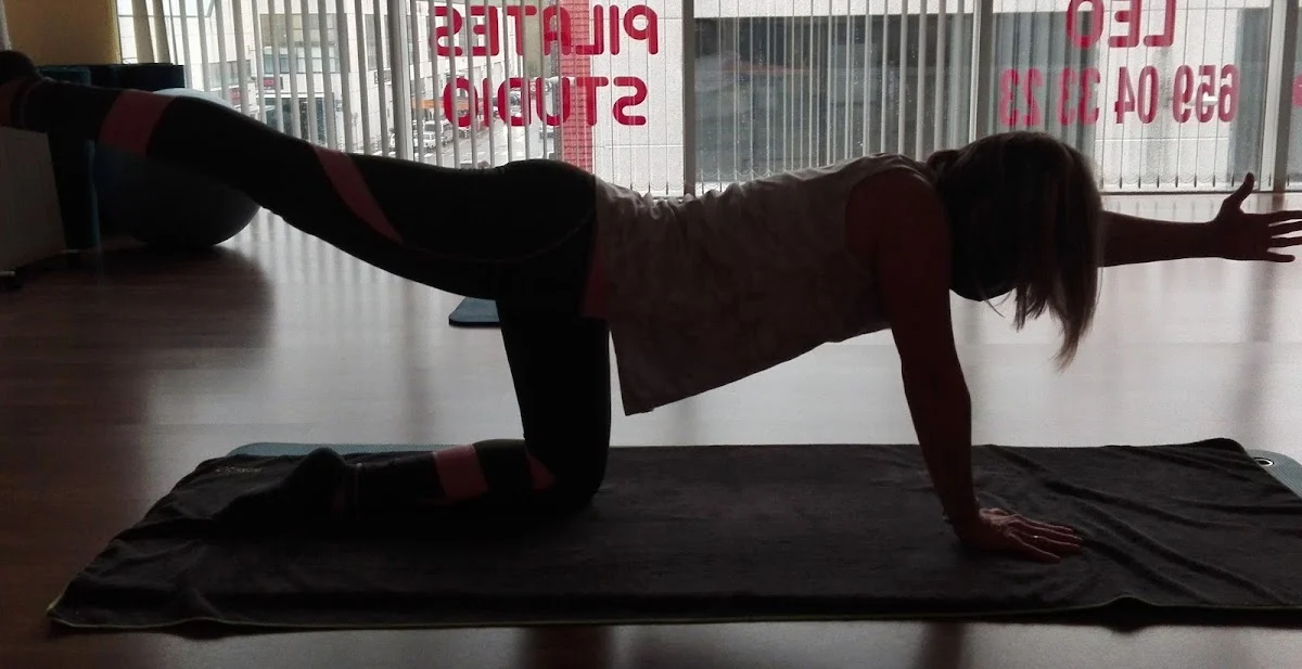 LEO PILATES - 2