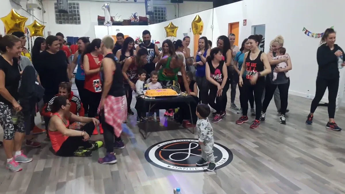 Luis Costa Dance Fitness - 3
