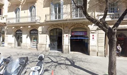 Monika Varela - English Speaking Psychologist, Meditation Teacher and Mindfulness Coach in Barcelona