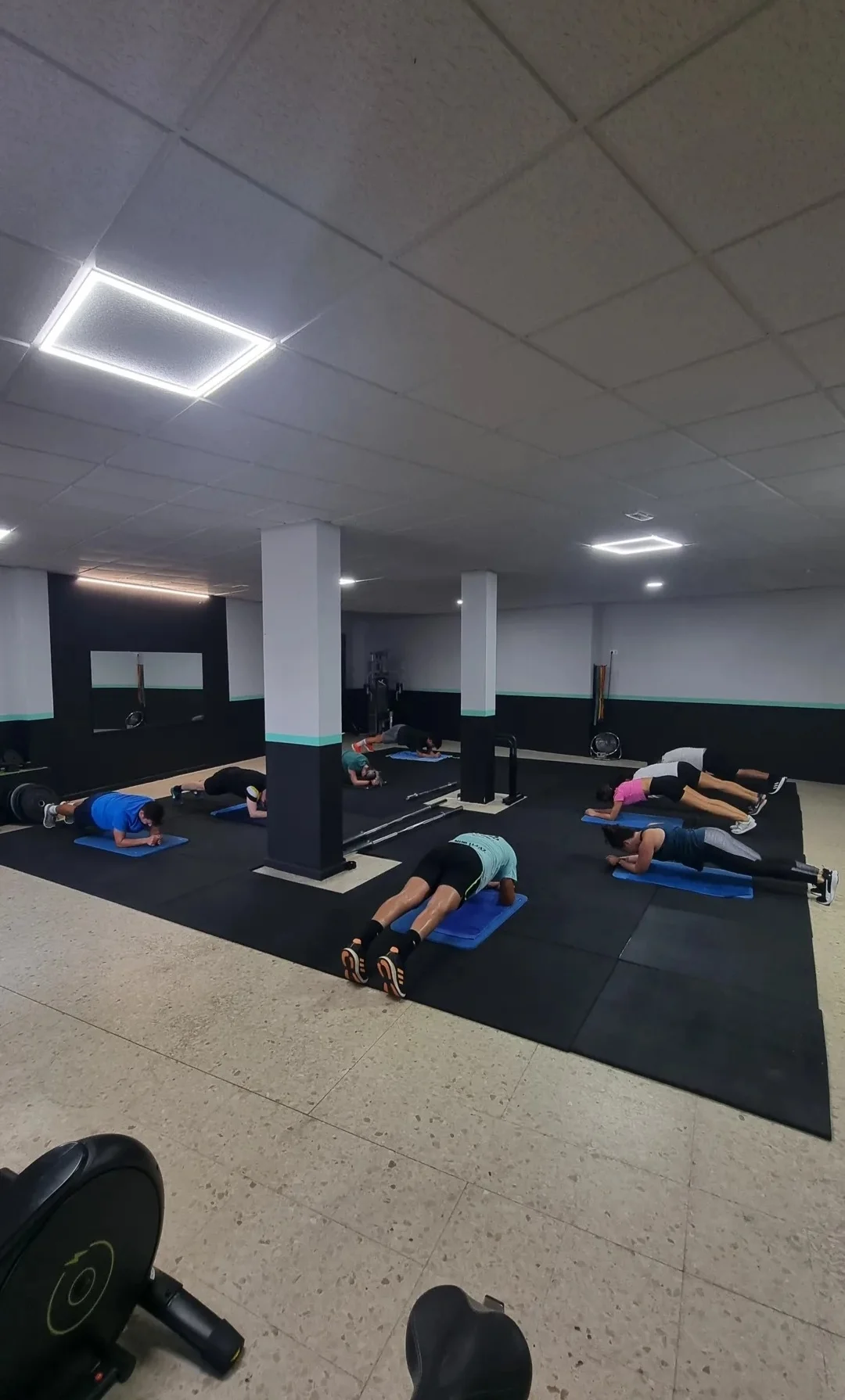 MOOVING | CENTRO DE ENTRENAMIENTO - 2