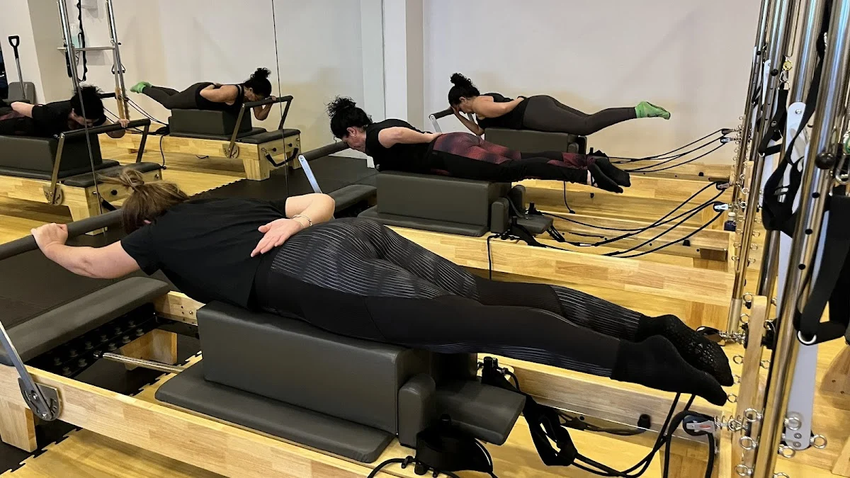 MR Pilates - 2