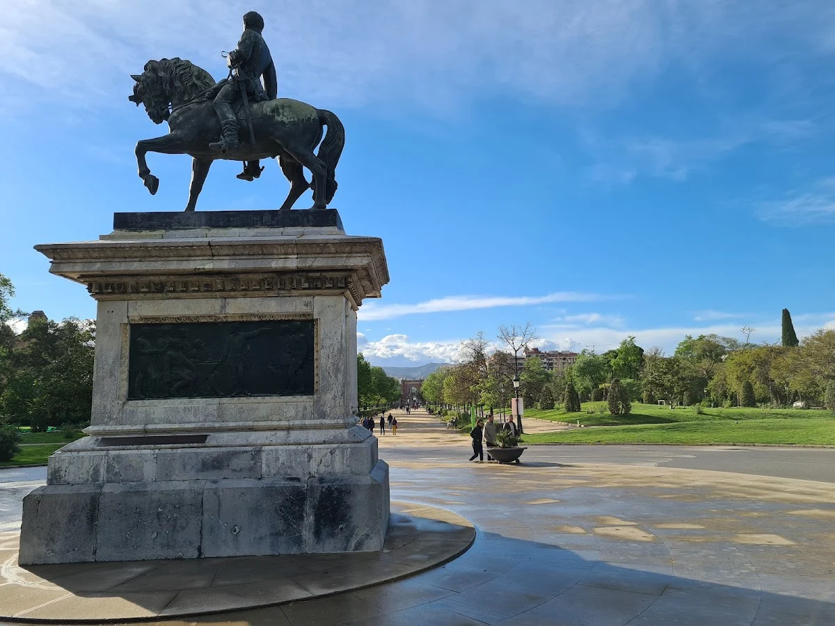 OKEYMAS CEM Parque de la Ciudadela - 9