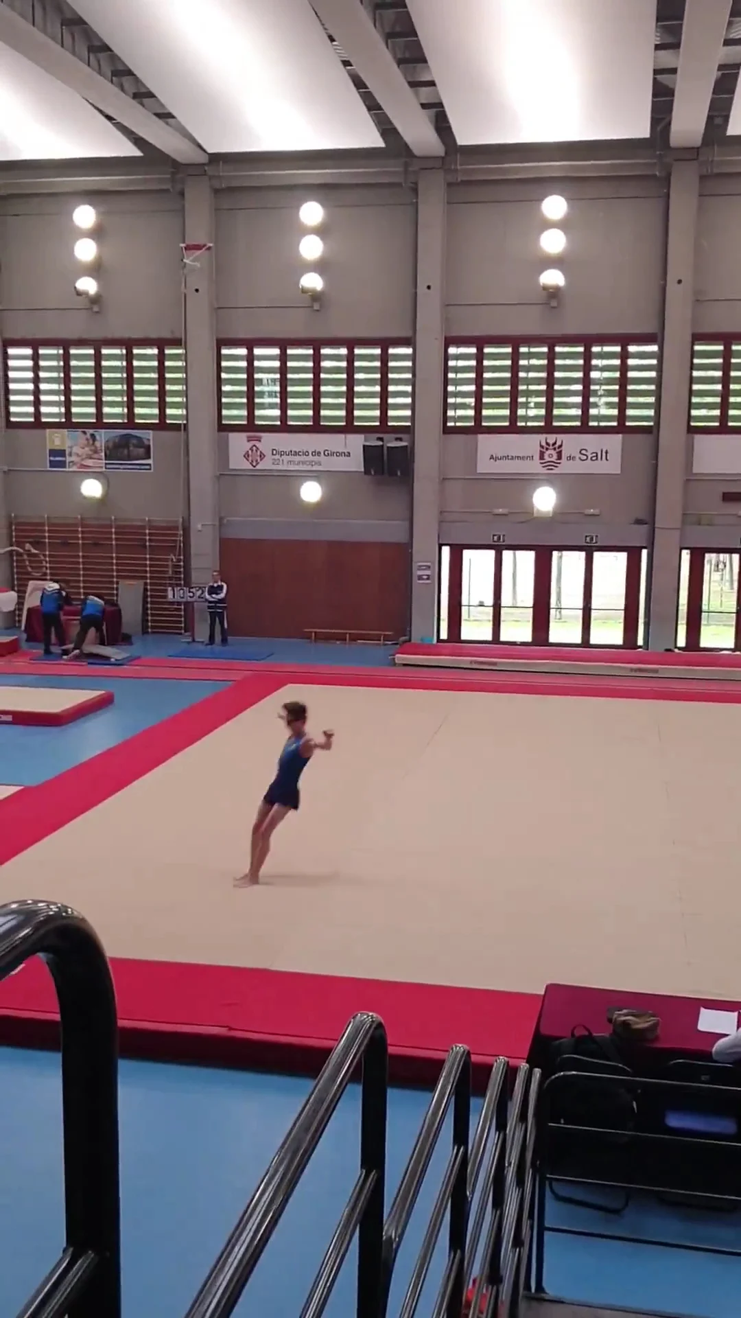 Pabellón de gimnasia artística Salt - 3