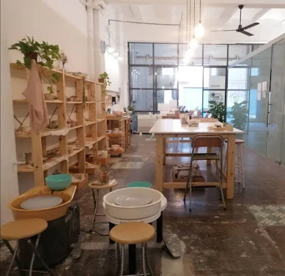 Poc a Poc - Cerámica y Yoga