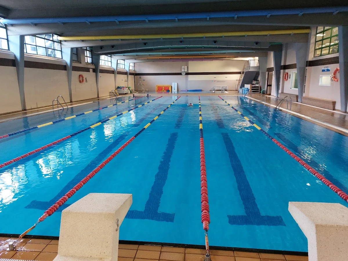 Polideportivo Sagrada Familia Horta - 2
