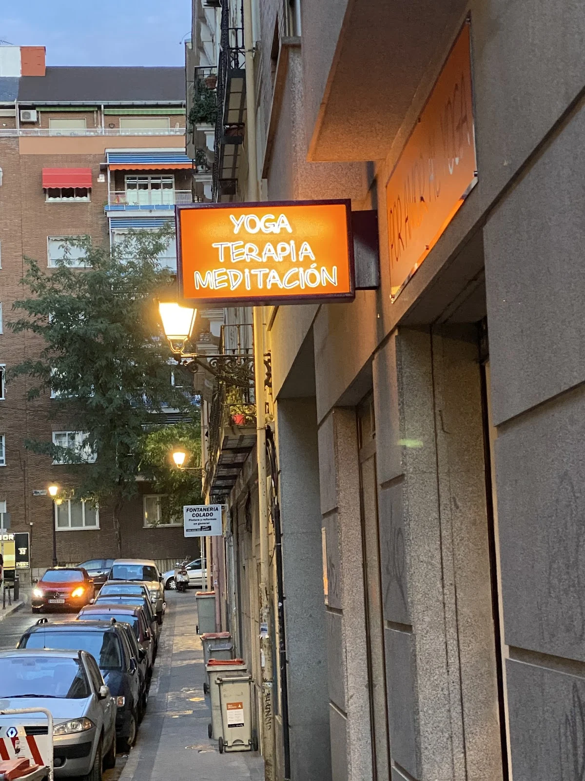 Por Amor al Yoga - 2