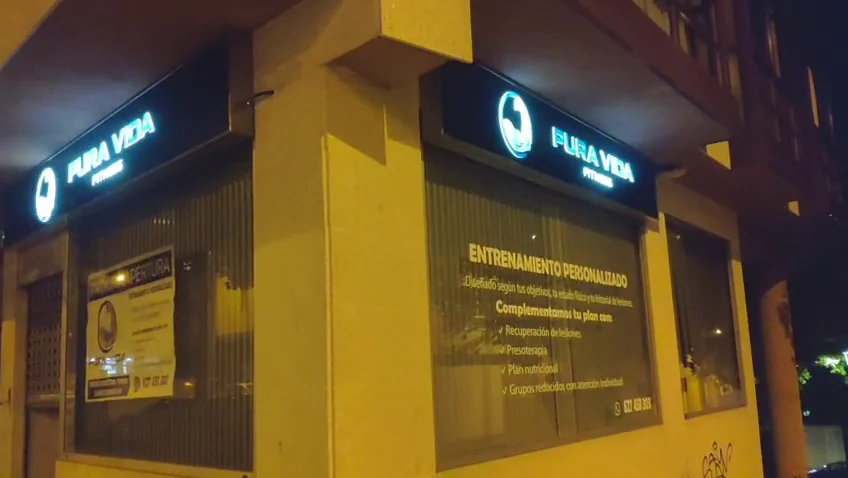 PURA VIDA FITNESS Vigo - 3