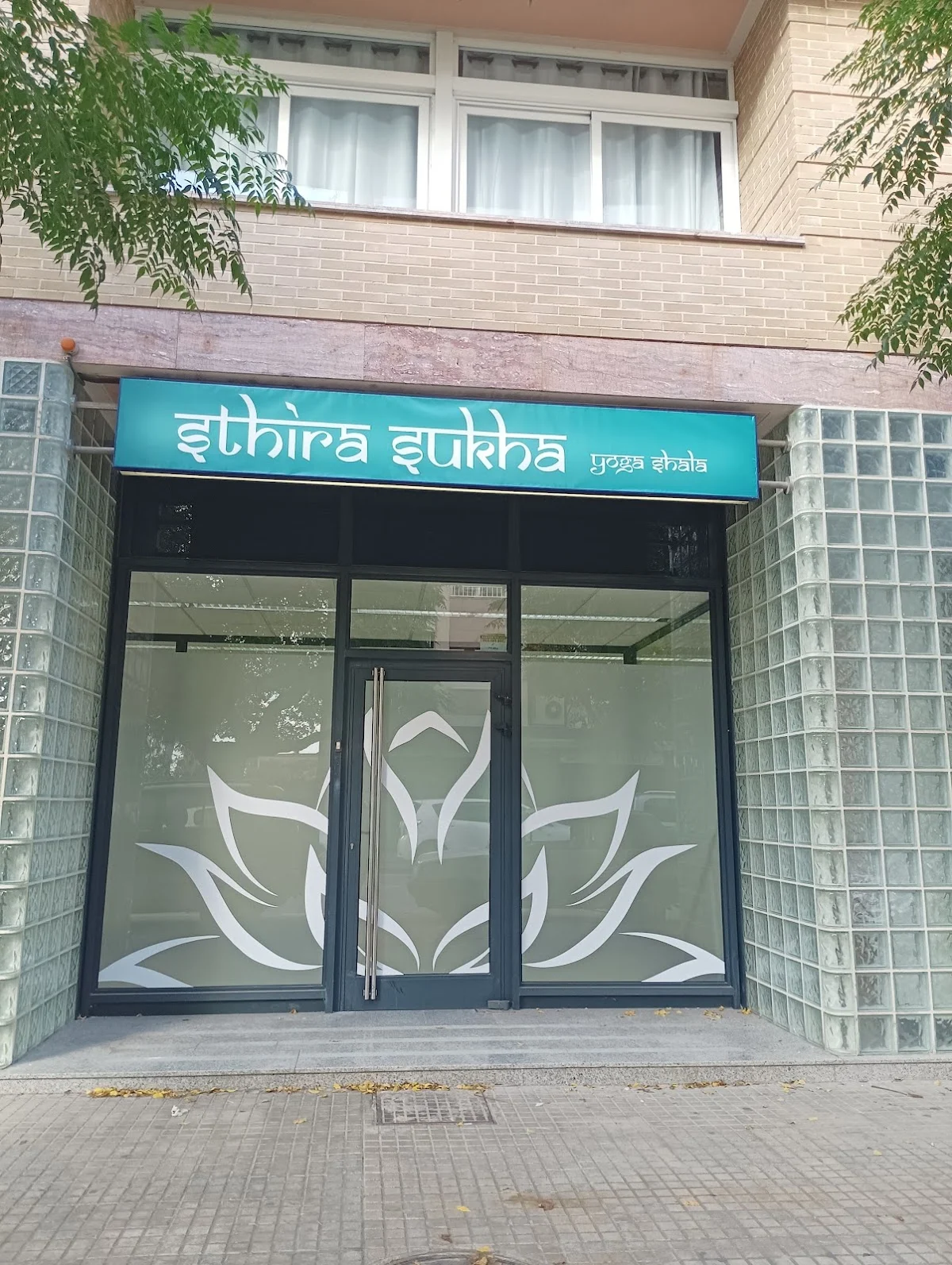 sthira sukha yoga shala