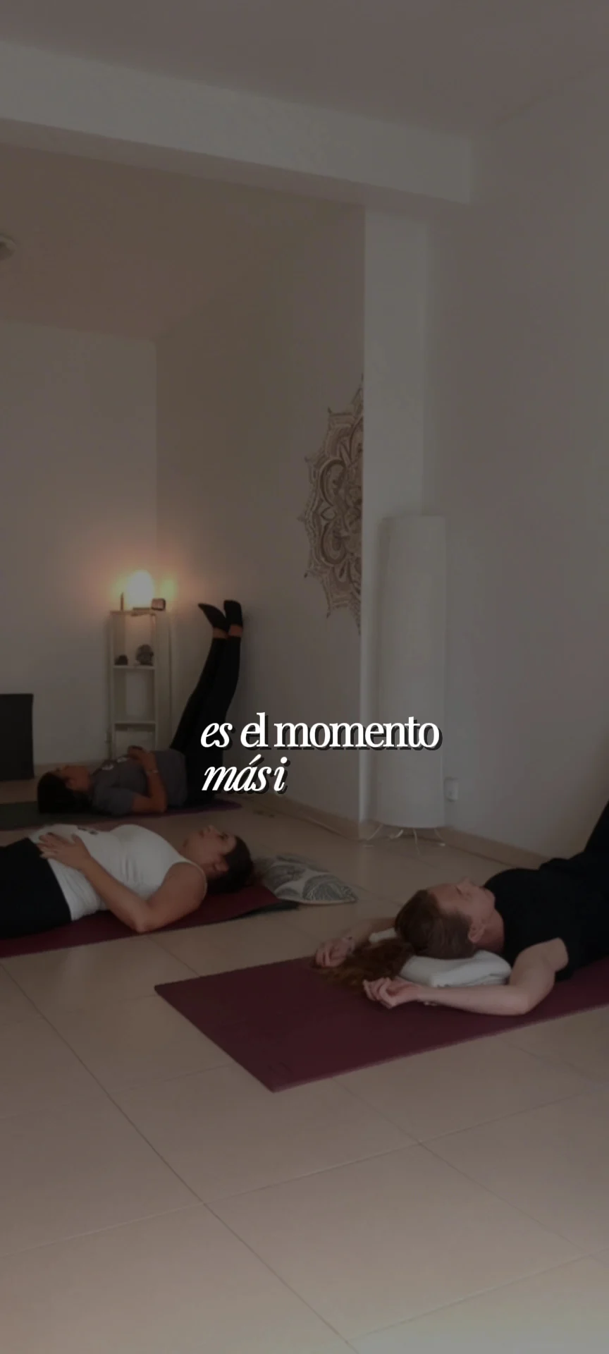 Studio de Yoga & Meditación para la Mujer en Poblenou. - 2