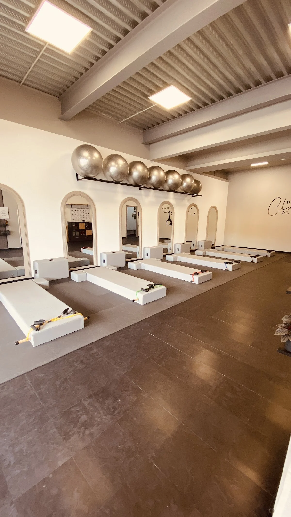 Studio Pilates Claudia Oliveira - 2