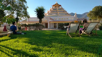 Templo budista Kadampa (KMC España - Centro de Meditación Kadampa)