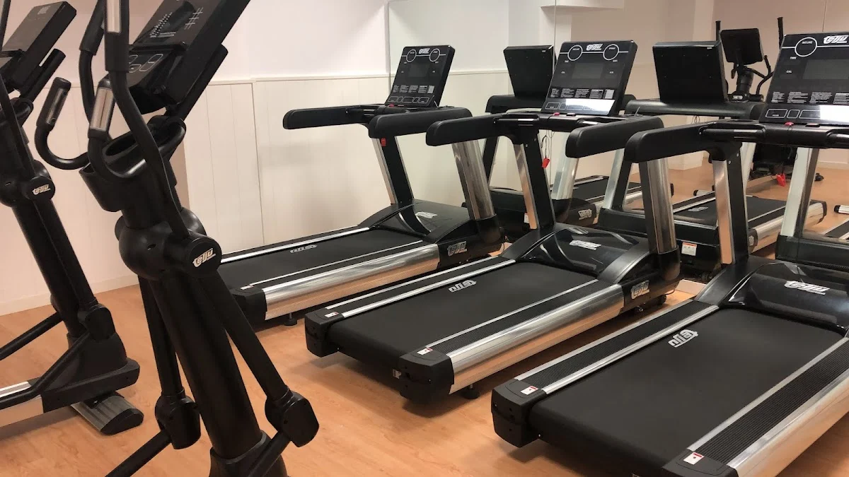 Ulises Sports Center - 2