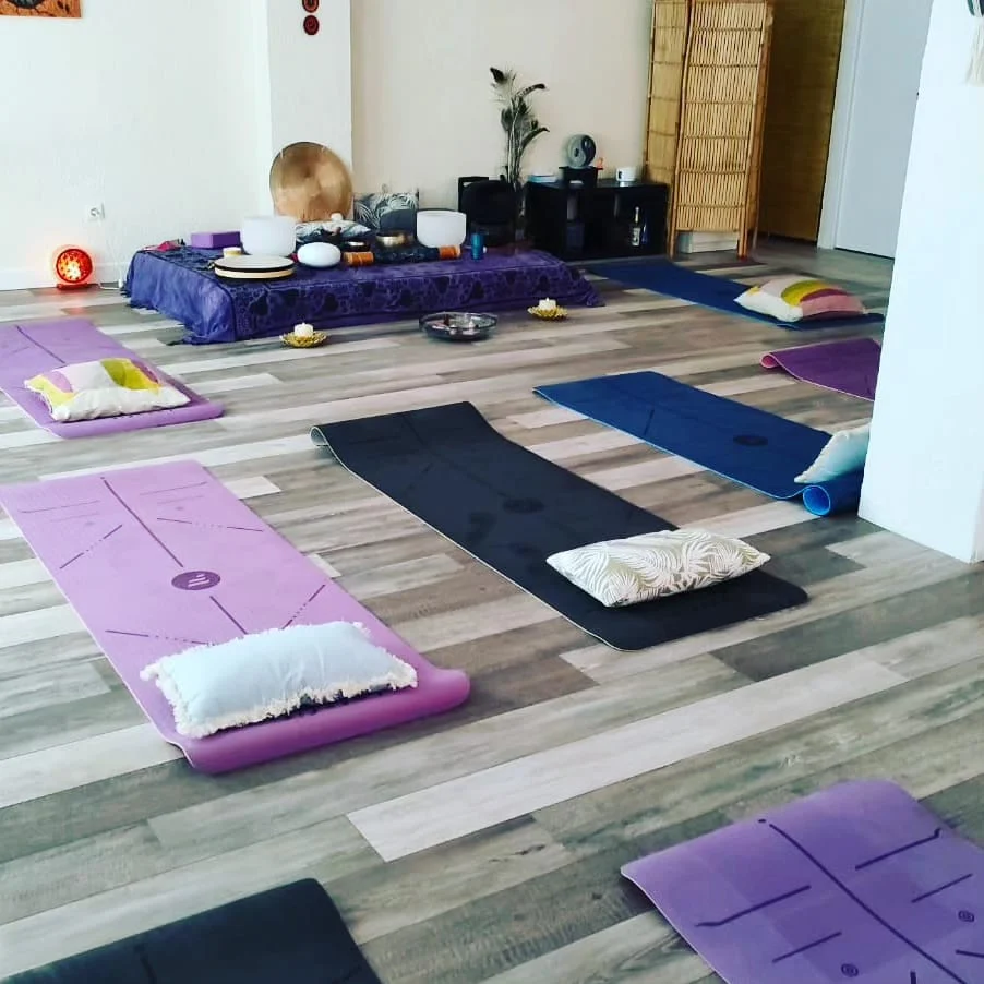 Vibrando Consciencia Centro de Yoga-Pilates-Mindfulness - 2