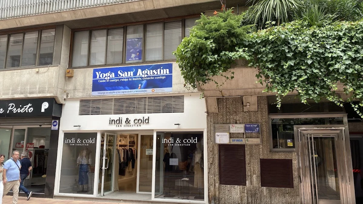.Viniyoga Leon