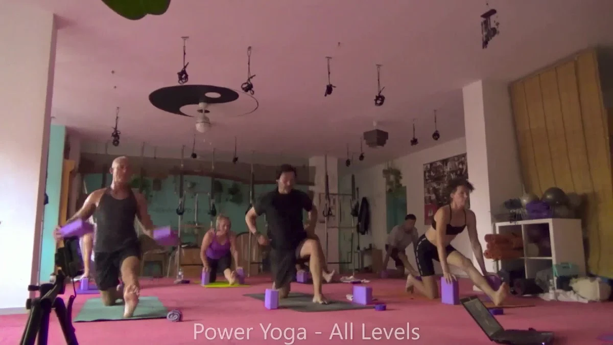 Yoga & Personal Training Rachael Burns - 4