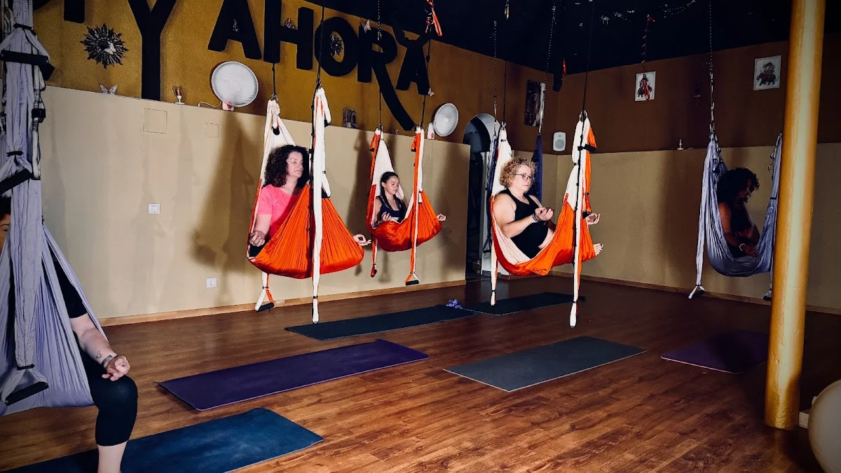 Yoga Pilates Aqui Y Ahora - 2