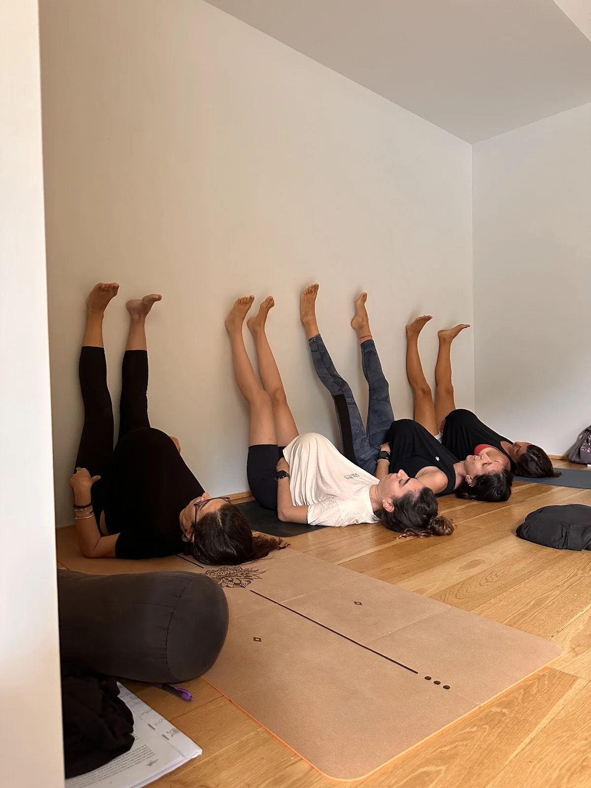 yogaia - 2