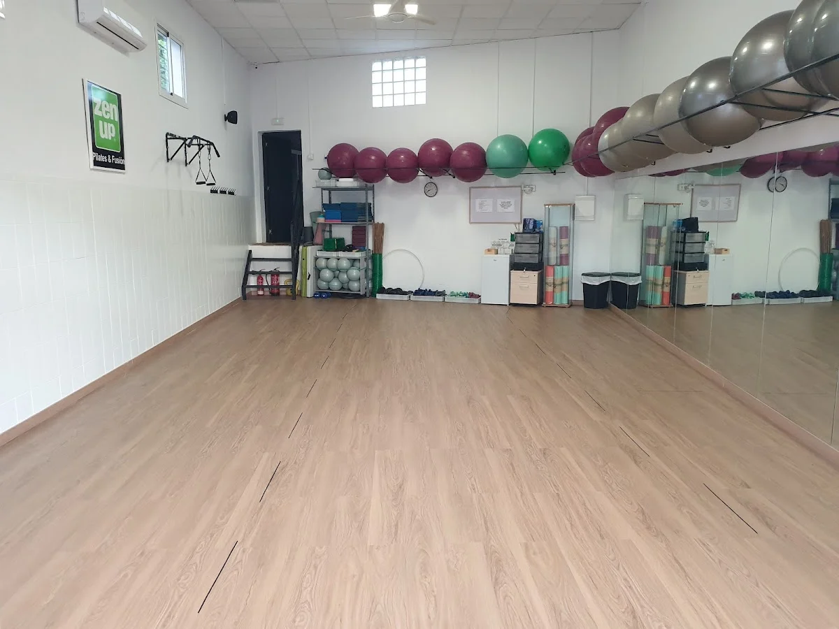 ZEN UP ( Pilates & Fusión ) - 2